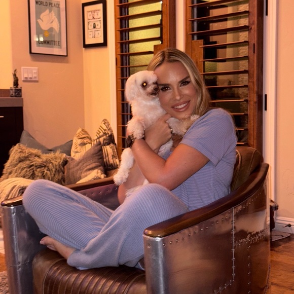 💗 Meet Your Posher... 💗 - Picture 14 of 15